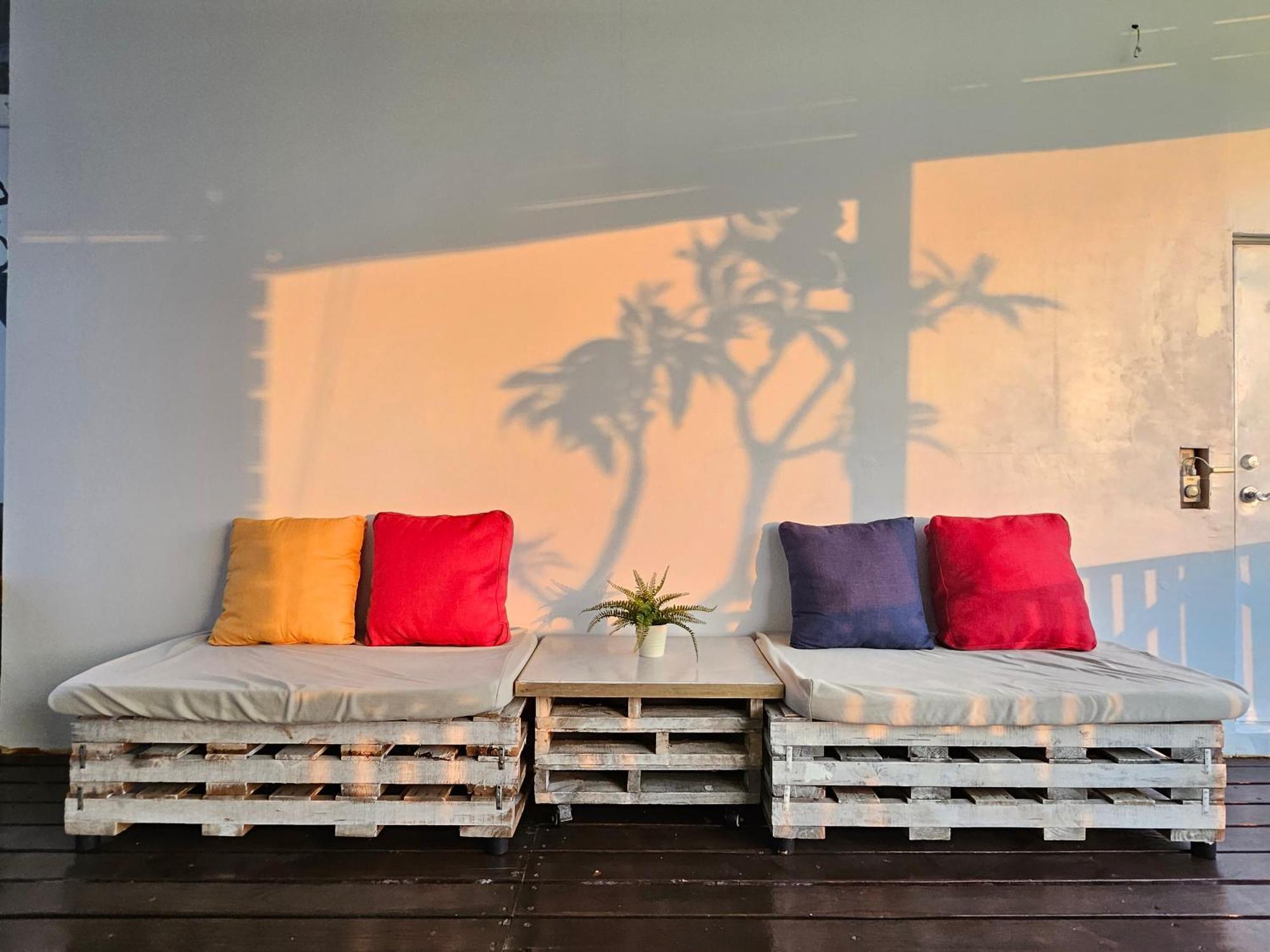 舞浪海景旅店 Hotel Xiaoliuqiu Eksteriør billede
