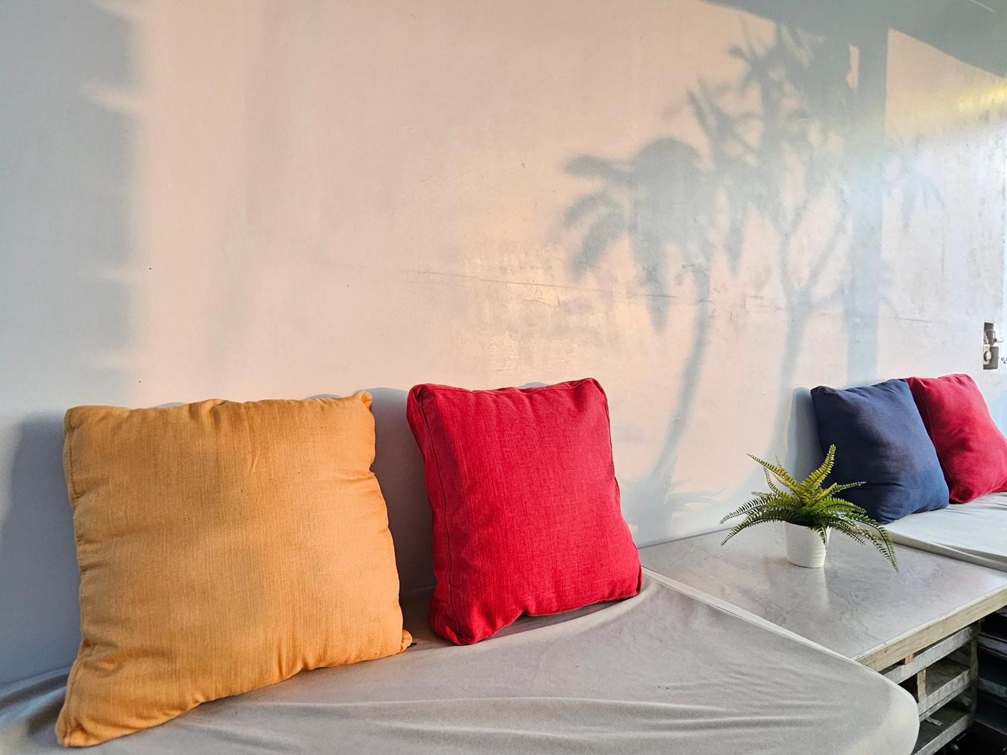 舞浪海景旅店 Hotel Xiaoliuqiu Eksteriør billede